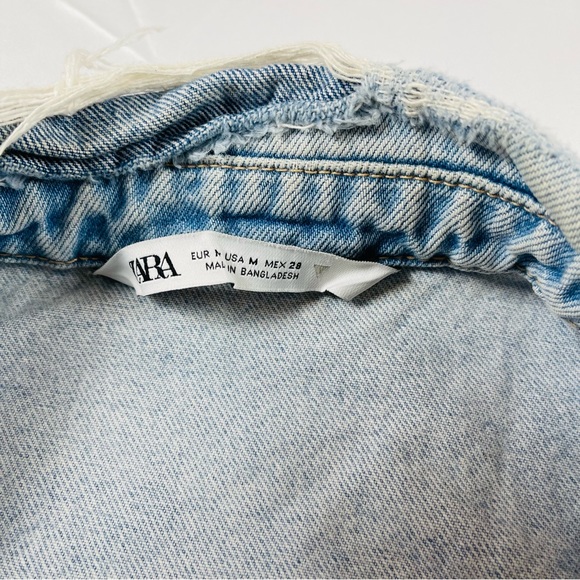 Zara - Oversized Light Wash Long Sleeve Distressed Denim Jean Jacket size:M - Picture 7 of 16